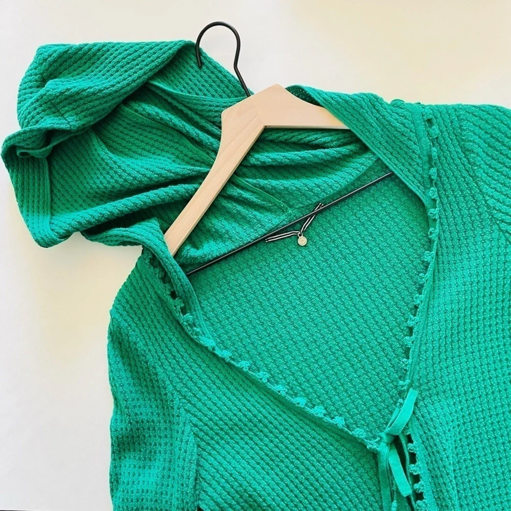 Anthropologie Knitted & Knotted Kelly Green Waffle Knit Hooded Tie Front Sweater